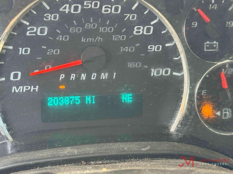 2020-chevrolet-3500-image-18