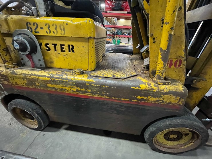 #1486-•-hyster-40-forklift-(g)-image-21