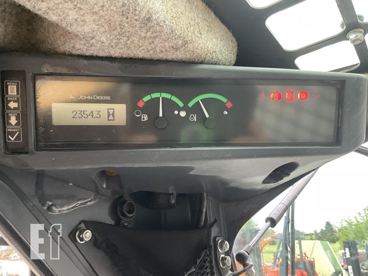 2018-deere-317g-image-17