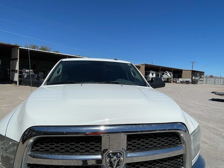 2016-dodge-2500-image-22