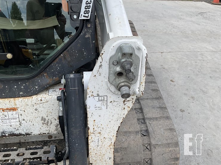 2020-bobcat-t650-image-13