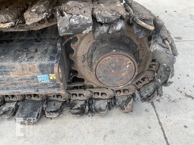 2023-deere-85g-image-9