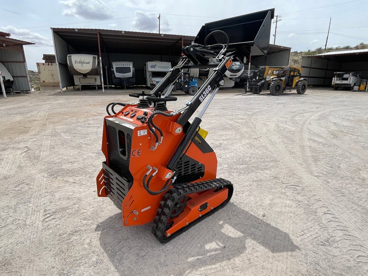 #3052-•-unused-2026-skid-steer-loader-image-4