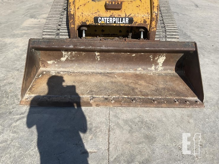 2012-caterpillar-289c2-image-11