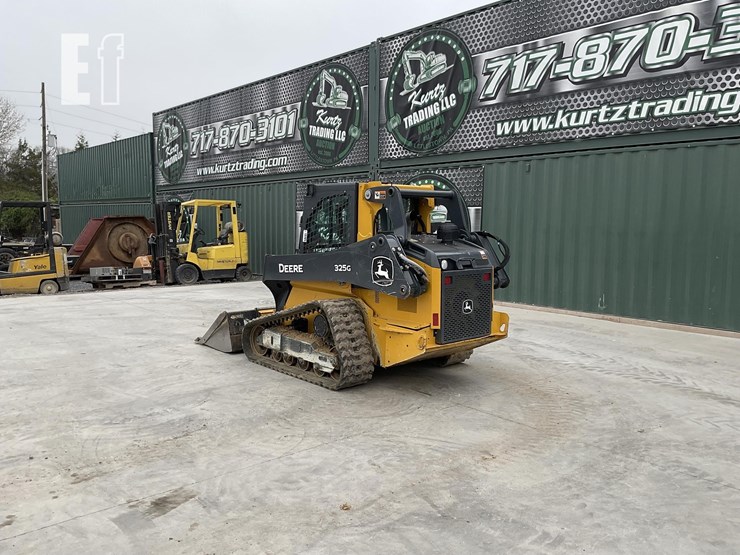 2022-deere-325g-image-2