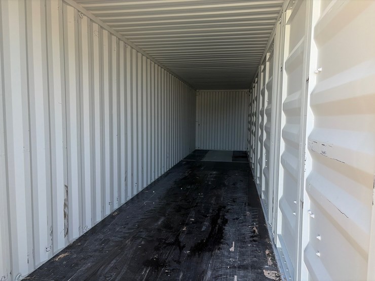 #106-•-40’-5-door-high-cube-shipping-container-image-4
