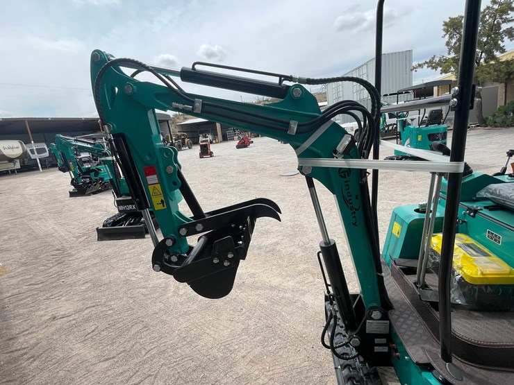 #3013-•-unused-2026-cfg-mini-excavator-image-11