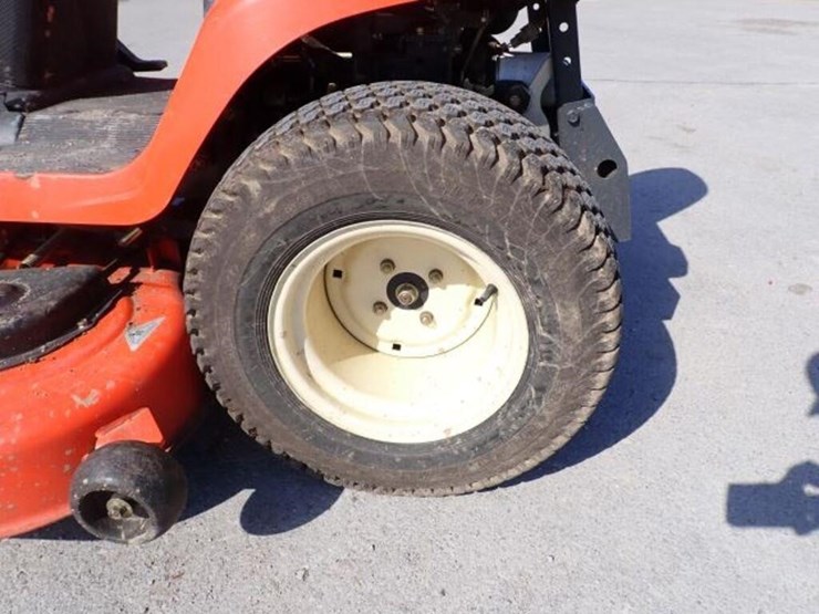 kubota-gr2100-image-44