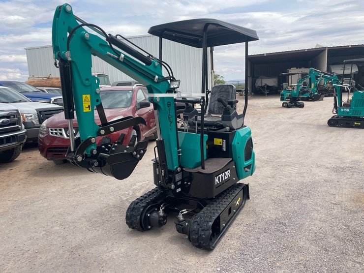 #3009-•-unused-2026-cfg-mini-excavator-image-7