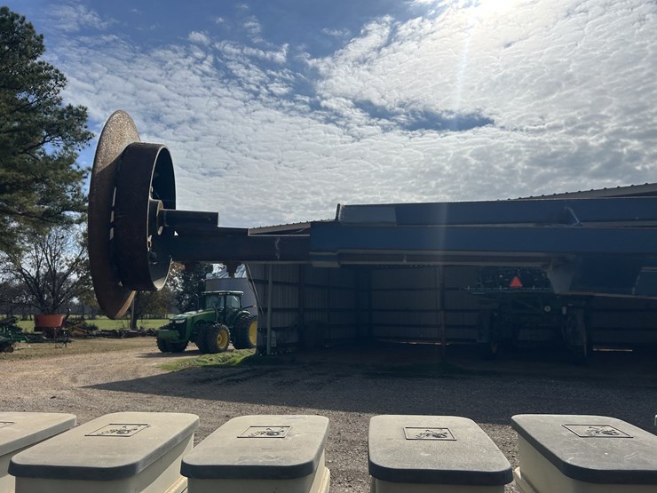 kinze-3700-image-8