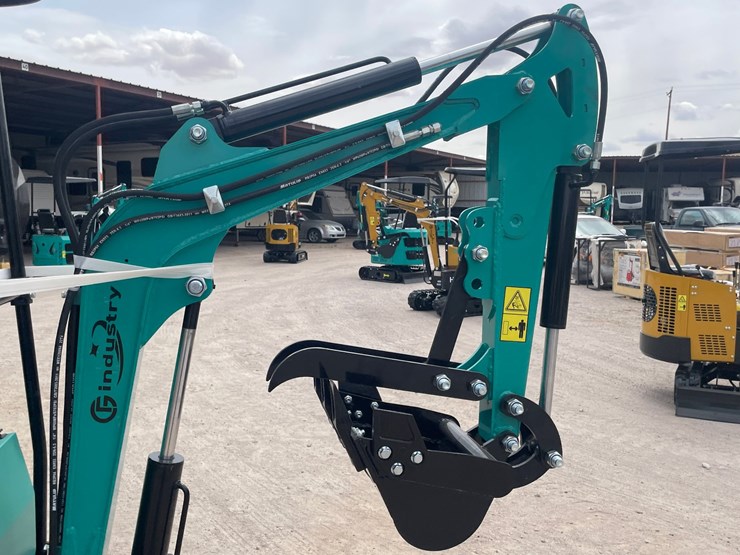 #3005-•-unused-2026-cfg-mini-excavator-image-14