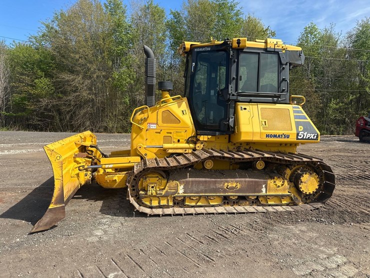 2021-komatsu-d51pxi-24-image-2