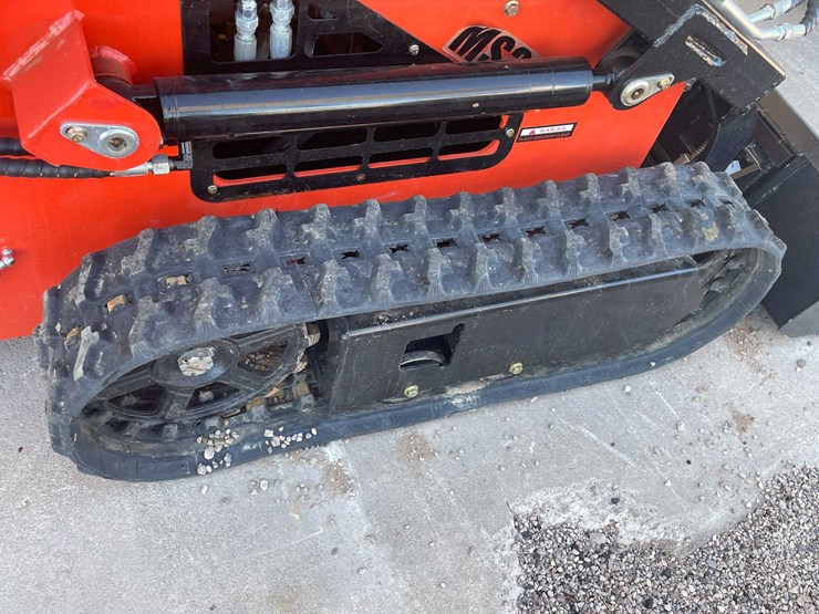 #252-•-mini-skid-steer-image-16
