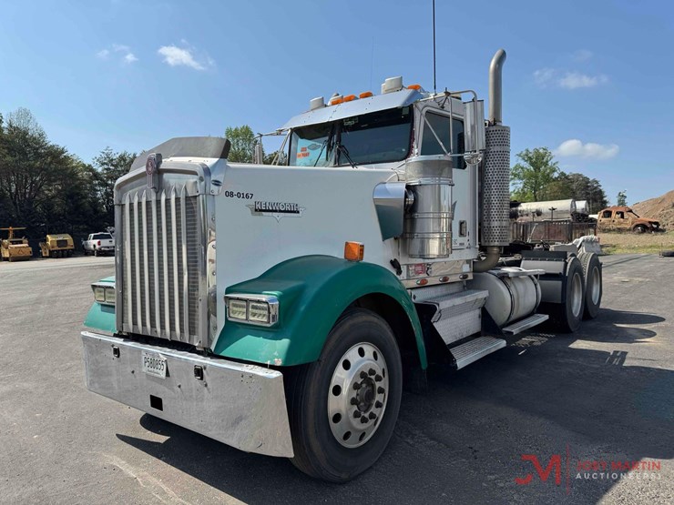 2002-kenworth-w900-image-4