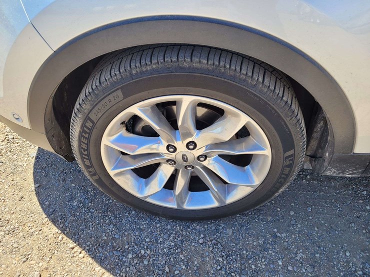 2013-ford-explorer-limited-image-8