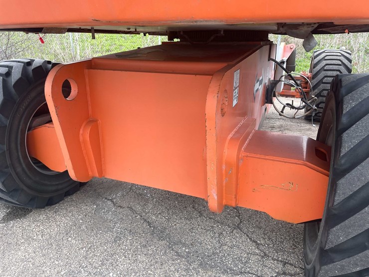 #1482-•-jlg-boom-lift-(of)-image-17