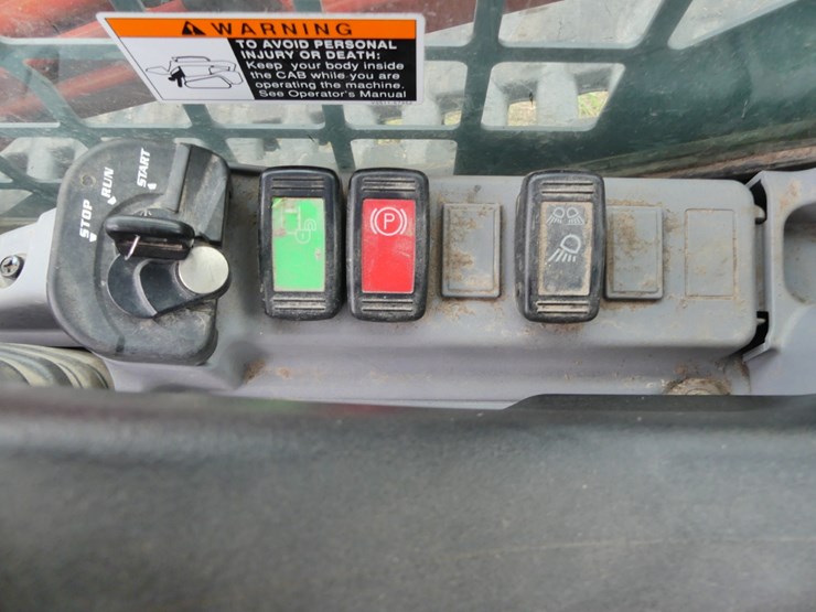2020-kubota-svl95-2s-image-16