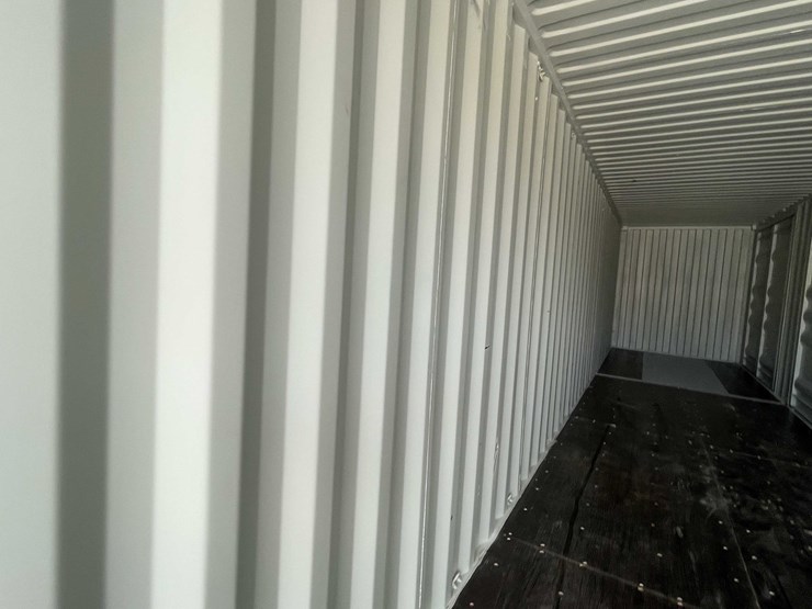 #100-•-40'-high-cube-storage-container-image-12