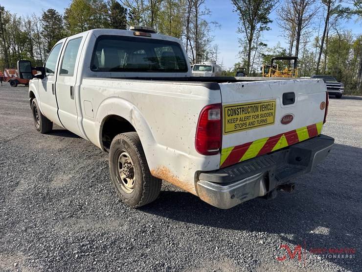 2015-ford-f250-xl-image-4