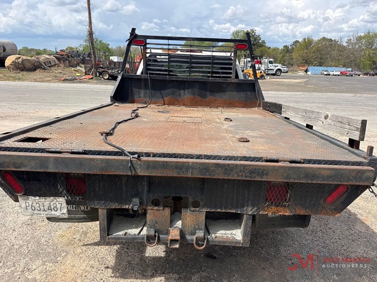 2006-chevrolet-3500-image-15
