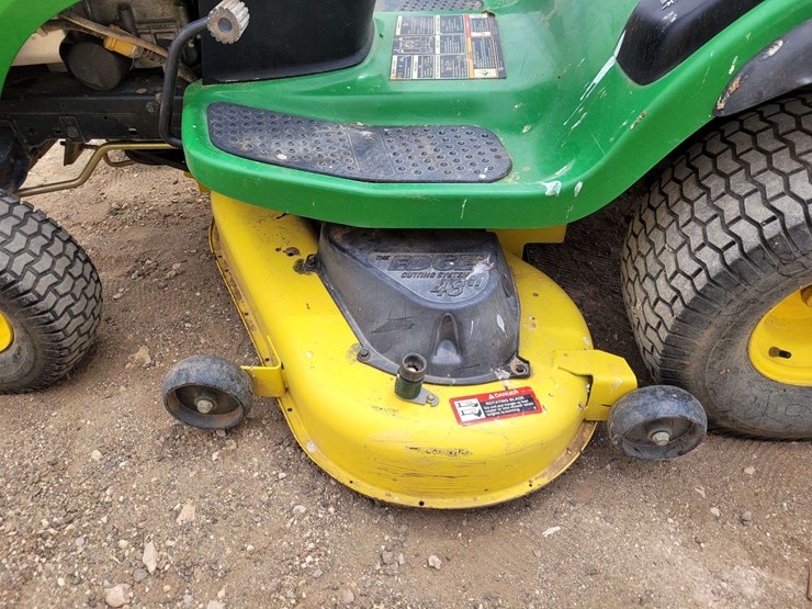 john-deere-d140-image-10