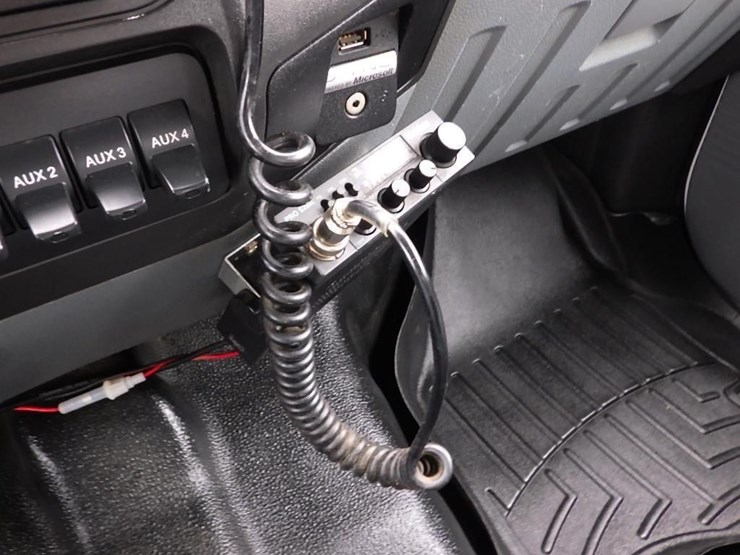 2015-ford-f550-image-42