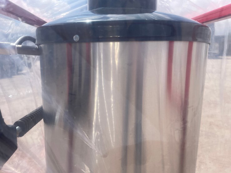 #245-•-magnum-4000-gold-power-washer-image-15