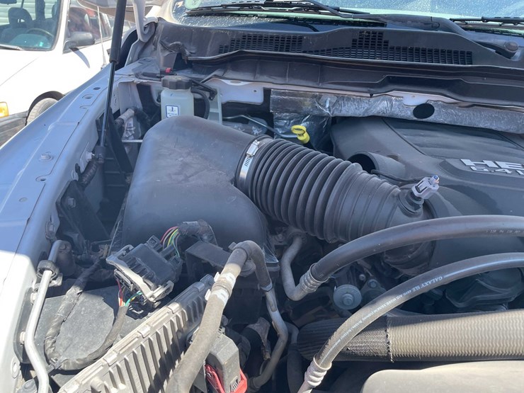 2016-dodge-2500-image-93