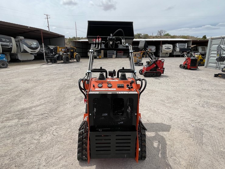 #3052-•-unused-2026-skid-steer-loader-image-2