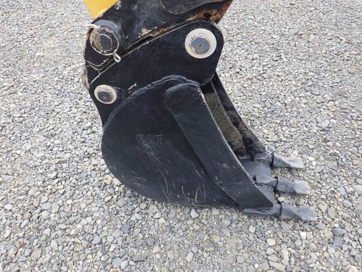 2023-caterpillar-420-xe-image-17