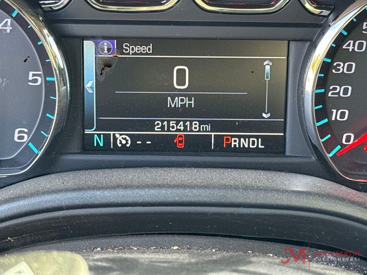 2017-chevrolet-1500-image-37