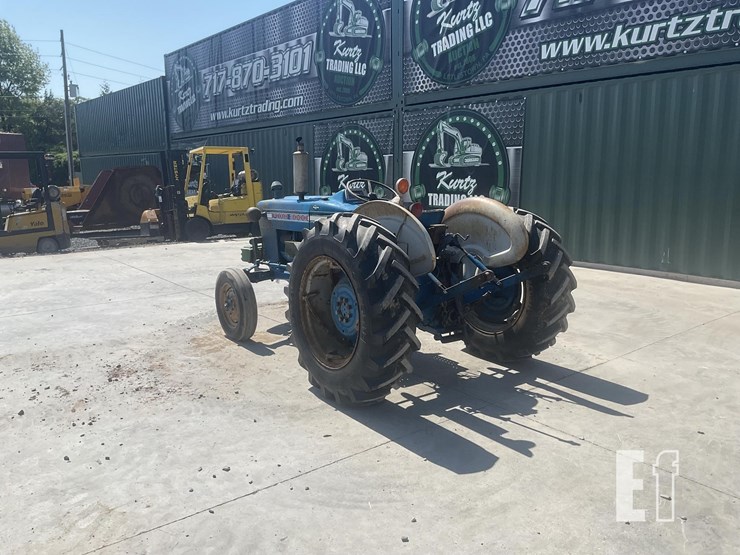 ford-3000-image-2