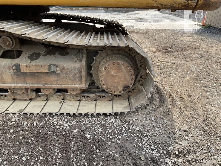 2015-deere-350g-lc-image-9