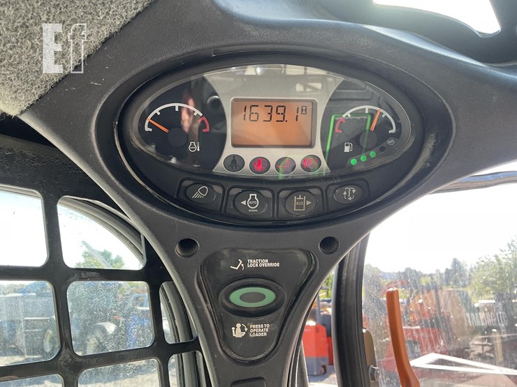2023-bobcat-t870-image-18