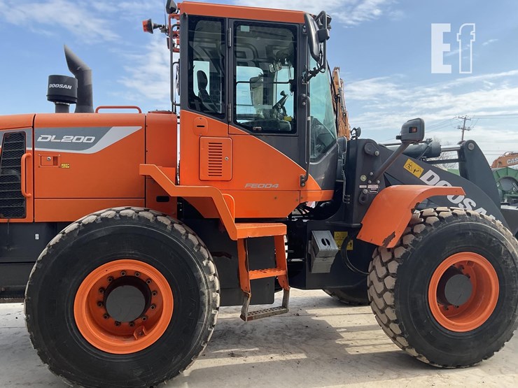 2021-doosan-dl200-5-image-5