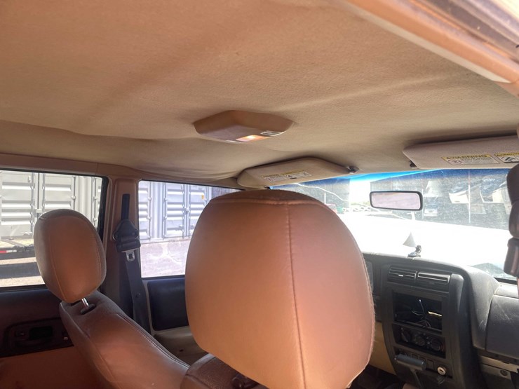 #152-•-2000-jeep-4x4-(has-tx-rebuilt-salvage-title)-image-67
