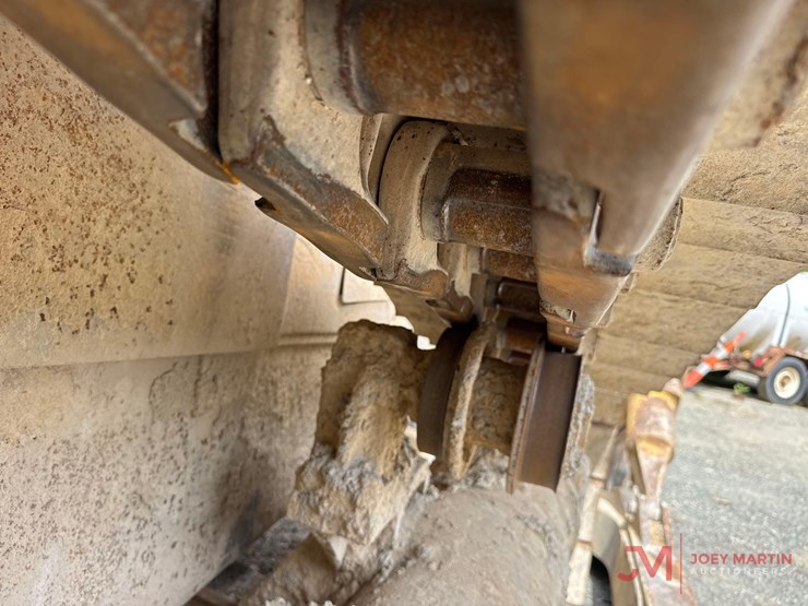 1994-caterpillar-d6h-xl-image-15