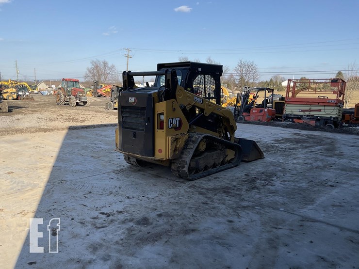 2023-caterpillar-259d3-image-4