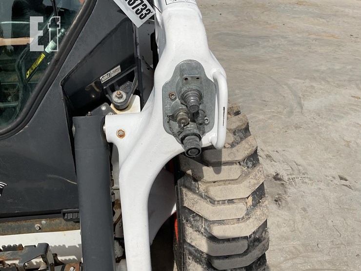 2020-bobcat-s76-image-11