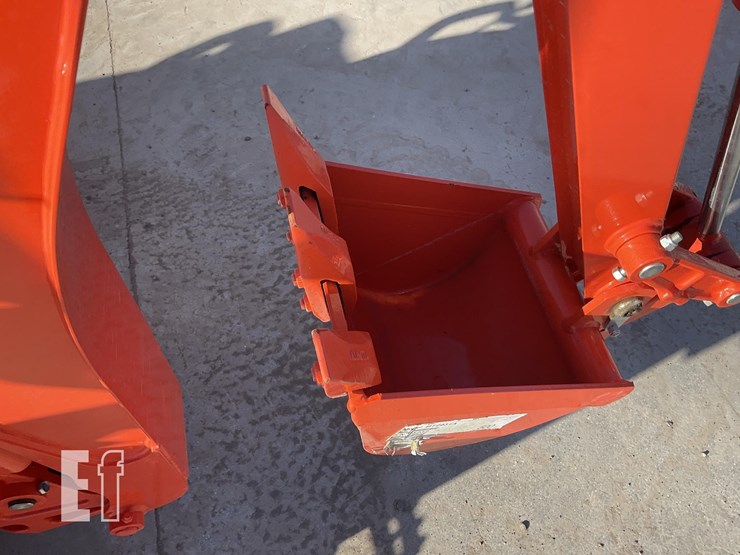 2024-kubota-bx23s-image-16