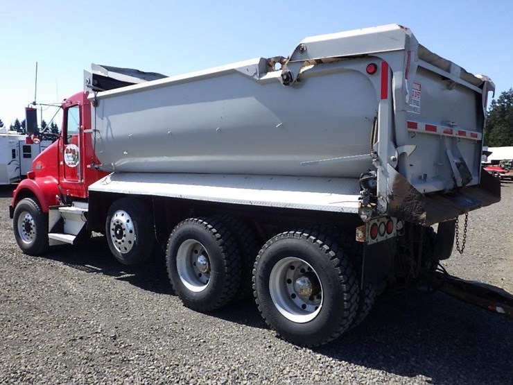 1999-kenworth-t800-image-11