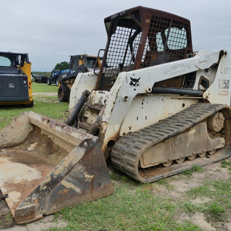 2007 BOBCAT T250