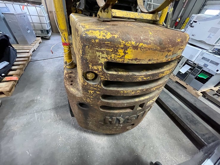 #1486-•-hyster-40-forklift-(g)-image-17