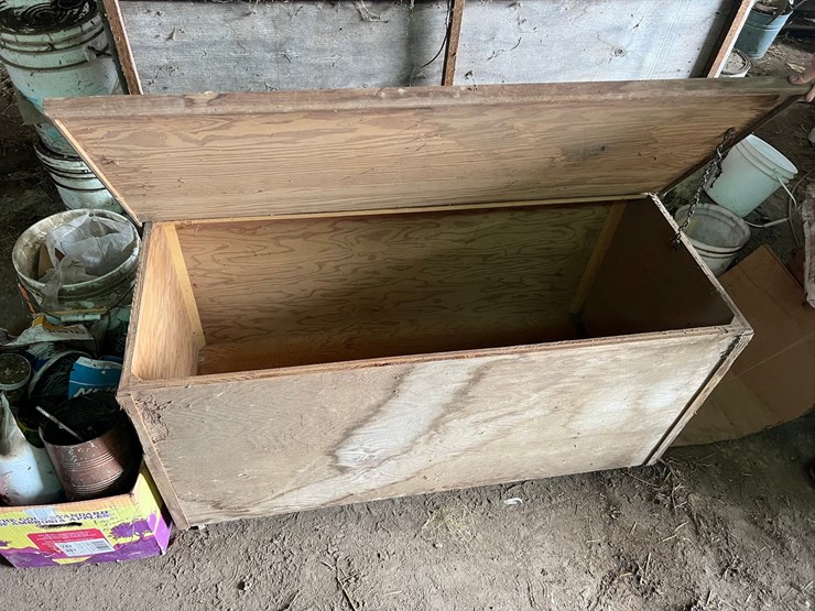 #9635-•-wood-chest-image-1