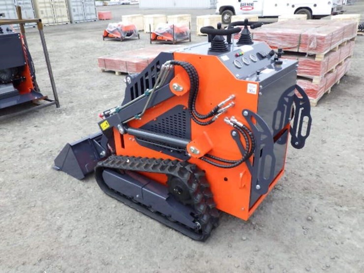 2026-tpm-t460-skid-steer-tracked-loader-image-2