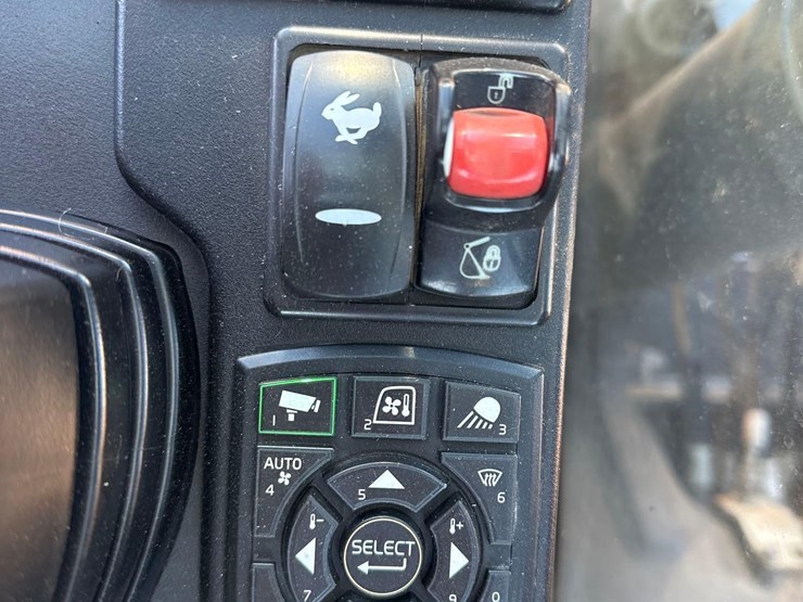2021-volvo-ec140el-image-39