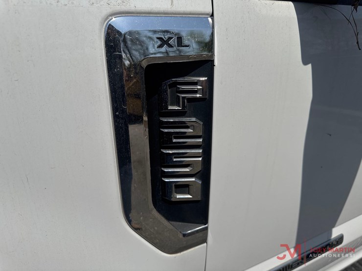 2017-ford-f250-xl-image-6