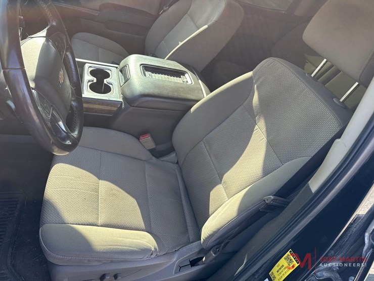 2017-chevrolet-1500-image-31