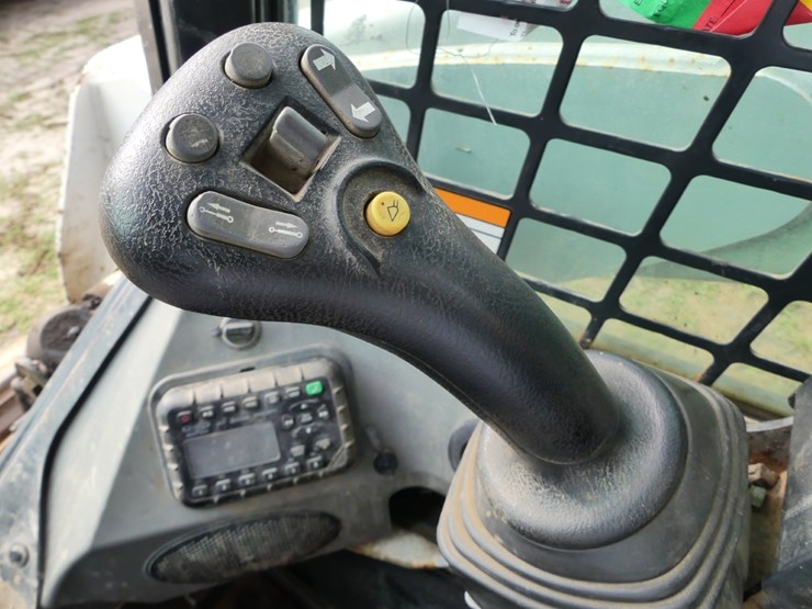 2016-bobcat-t650-image-14