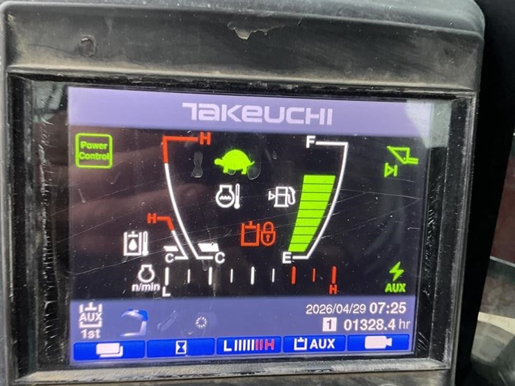 2019-takeuchi-tl10v2-image-17